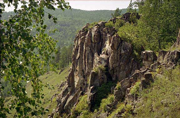 Скала "Колькин лоб" (долина реки Никишиха)